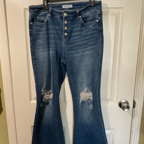 Zenana High Rise Button-Fly Flare Jeans With Distressed Knees - Picture 1 of 6